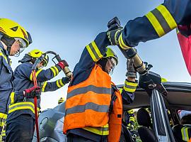 Muere un hombre de 85 años tras caer con su vehículo por un desnivel de unos 100 metros en Cangas de Onís