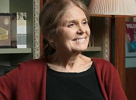 Muere Gloria Steinem, la mujer que convirtió el feminismo en una revolución y dejó en Oviedo una frase para la historia