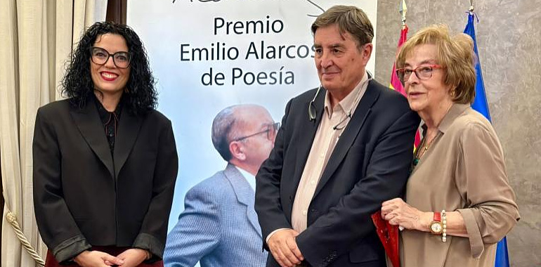 El Premio Emilio Alarcos celebra 25 años rompiendo su propia historia: Jorge Fernández y Rubén Martín comparten el galardón de poesía