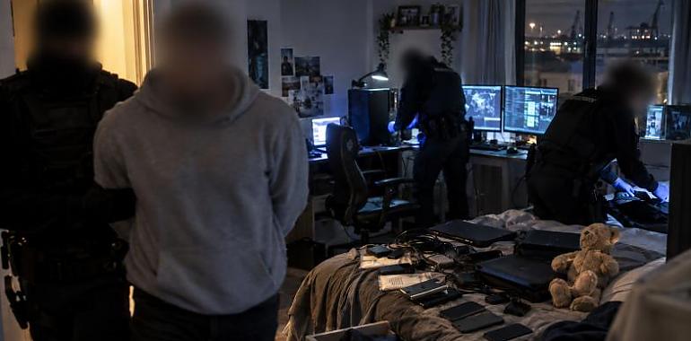 Prisión provisional para un detenido en Avilés investigado por corrupción de menores y vínculos con «The Com»