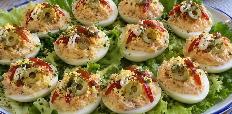 Recetas de una abuela asturiana: Huevos rellenos (fáciles, fresquinos y pa chuparse los dedos)