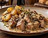 Recetas de una abuela asturiana: Trocinos de cerdo con salsa de trufa (y quedar como un señor sin haber hipotecao la cocina)