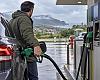 Mañana cambia repostar en Asturias: llenar un depósito de 50 litros tendrá 10 euros menos de carga fiscal