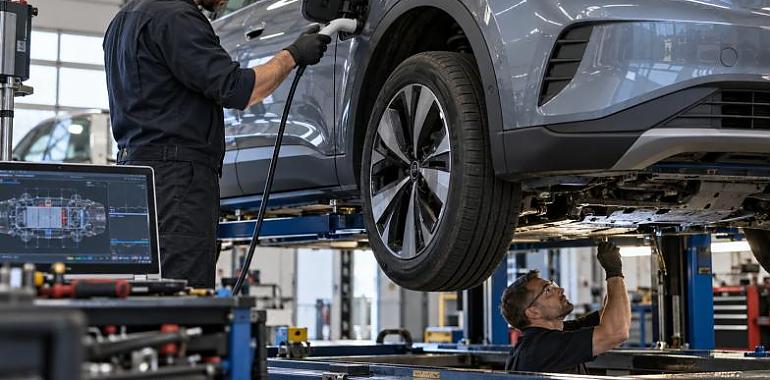 Coche eléctrico usado después de varios años: qué revisar además de la batería 