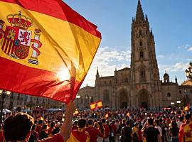 Oviedo se viste de España: la ciudad se entrega a los campeones del mundo en un sábado para la historia