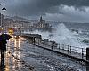 Asturias entra en las horas más delicadas del temporal: hasta 80 litros, aviso naranja en la costa y tormentas hasta la tarde