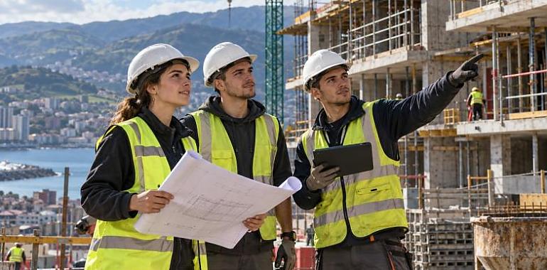 La construcción busca una nueva generación: los jóvenes asturianos pueden empezar ganando más de 24.000 euros al año sin pasar por la universidad