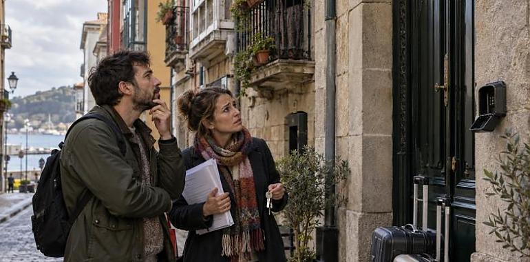 Asturias prepara multas de hasta 240.000 euros por acoso inmobiliario y restricciones a los pisos turísticos: la Ley de Vivienda, a un paso de aprobarse
