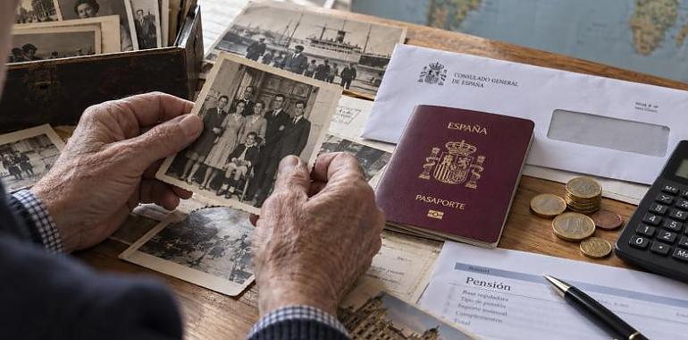600.000 nacionalidades, 163.000 votos en disputa y una factura sin calcular: las grandes incógnitas de la «ley de nietos» de Sánchez

