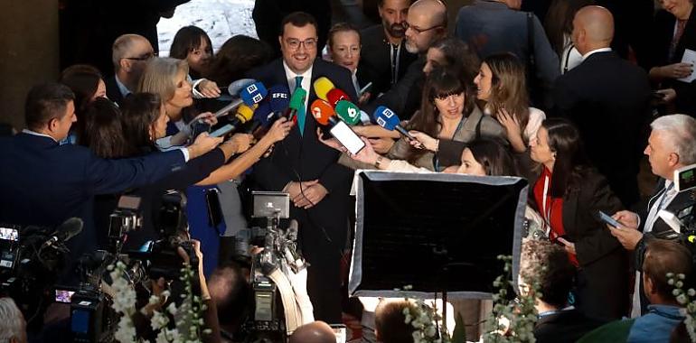 Barbón carga contra Milei y el PP y reclama una política sin insultos: «Tenemos que aprender del respeto que existe en Uruguay»
