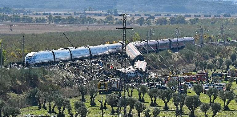 Tragedia ferroviaria de Toledo: 69 muertos, decenas de hospitalizados y una orden desde Atocha en el centro de la investigación