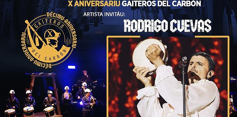 ¡Rodrigo Cuevas se suma a la gran fiesta de Gaiteros del Carbón! La Laboral reunirá a cuatro referentes de la música popular para celebrar diez años de historia