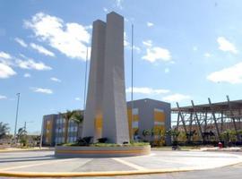 Autoridades haitianas y dominicanas inician la inauguración de la universidad en Haití