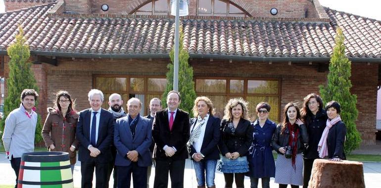 Bodegas Viña Ijalba presenta las obras ganadoras del I Concurso Artístico ‘Barricas con Arte’