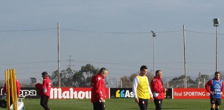 Gálvez y Pedro Orfila en la convocatoria rojiblanca