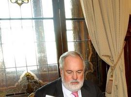 Arias Cañete reclama una regulación del mercado  "sencilla, ágil y objetiva" 
