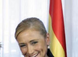 La delegada del Gobierno en Madrid advierte al 15 M que si no comunica sus concentraciones "obrará en consecuencia"