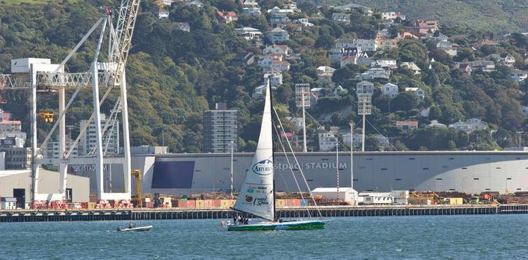 El Central Lechera Asturiana se reincorpora a la regata tras 27 días en Wellington