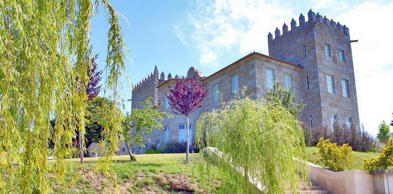 La Real Academia gallega de Bellas Artes visita Pazo Baión