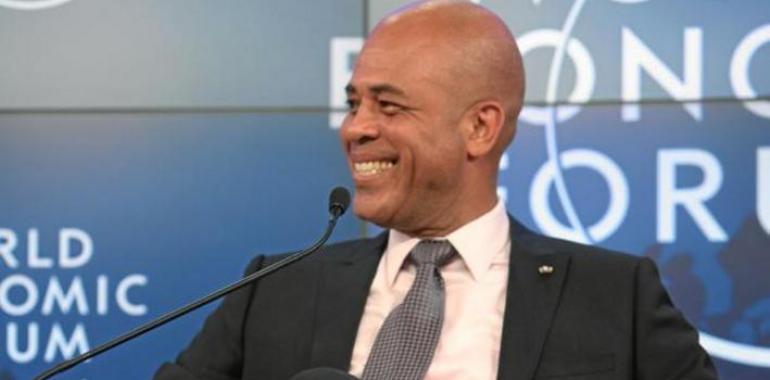 Martelly anuncia en Davos la construcción de un Haití mejor