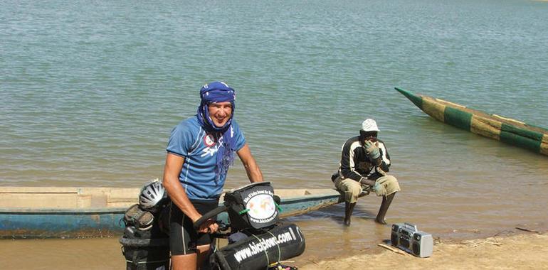 El biciclown, un jugador de rugby diferente