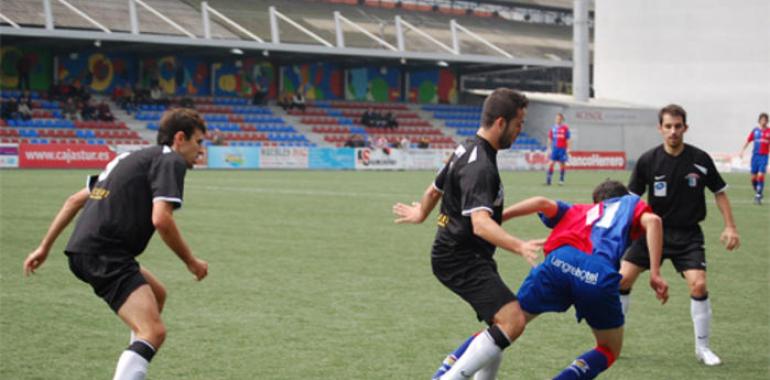 Langreo y Universidad de Oviedo protagonistas del mejor partido de la jornada 25 en Tercera