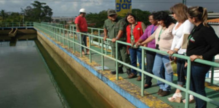 El derrame de petróleo del río Guarapiche está controlado, según el ministro Hitcher