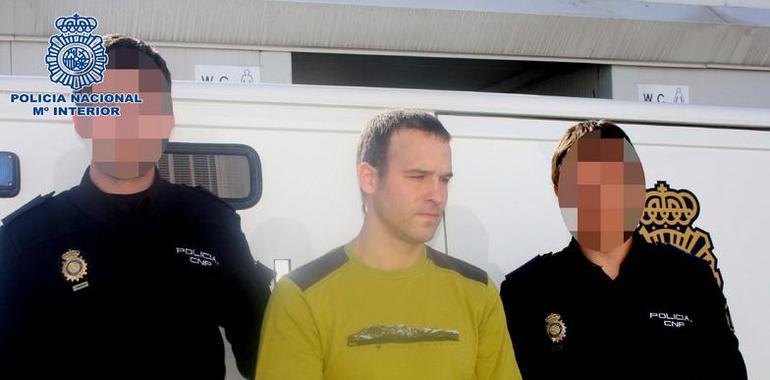 La Policía Nacional traslada desde Francia al miembro de ETA Iker Iparraguirre Galarraga