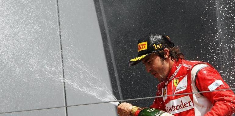 Fernando Alonso entre los 10 deportistas mejor pagados según 