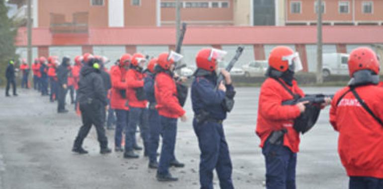 La Ertzaintza paraliza provisionalmente la utilización de pelotas de goma por las comisarías