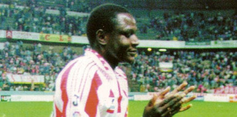 Fallece el exjugador del Sporting Yekini