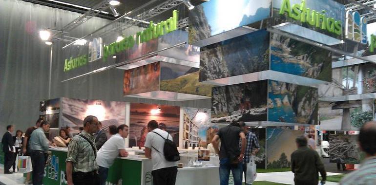 La berrea y la oferta turística allerana se muestran en Expovacaciones