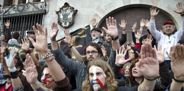 Acampada Xixón reafirma su apartidismo