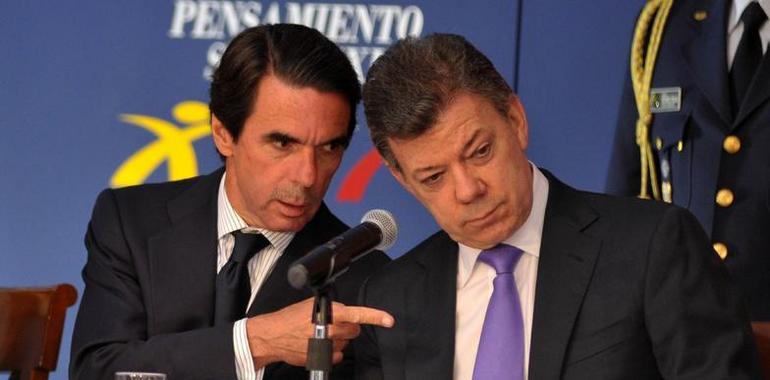 El expresidente  Aznar ensalza Colombia como ejemplo de compromiso con la democracia