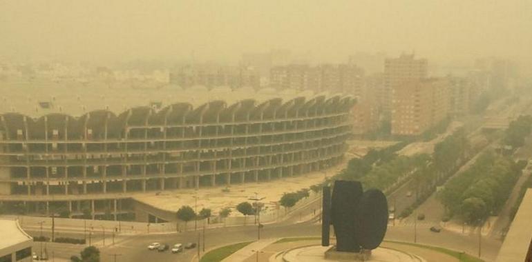 La nube de más de 50.000 Has quemadas cubre Valencia