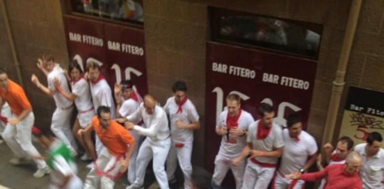 El primer encierro de San Fermín se salda con tres heridos 