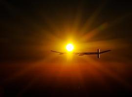 El Solar Impulse regresa a Europa tras su exitoso viaje por África