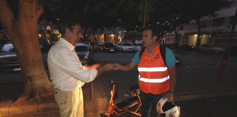 Una moto plegable que hace realidad una vuelta a casa segura en tu propio coche