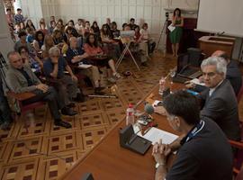 Grupos editoriales manifiestan en la UIMP su “rechazo” a la subida del IVA a la cultura