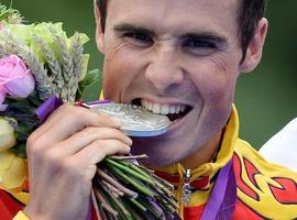 Gómez Noya, medalla de plata en triatlón