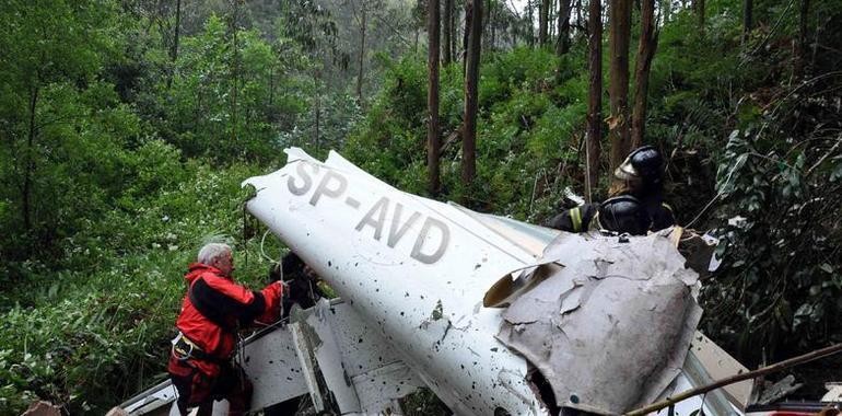 Muertos los cuatro ocupantes de las dos avionetas siniestradas sobre el Aeropuerto de Asturias