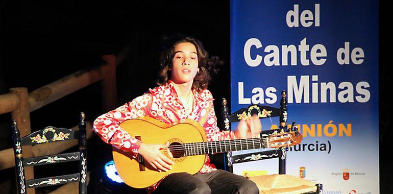 Tomatito Hijo pone del broche final a los recitales flamencos en Agrupa Vicenta (CON SONIDO)