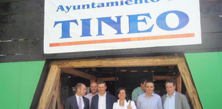 María Jesús Álvarez renueva el compromiso del Principado con el equipamiento rural