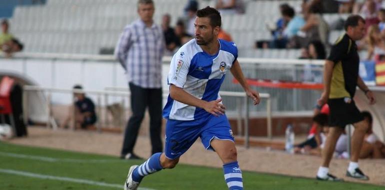 Aarón Bueno abandona el Real Oviedo