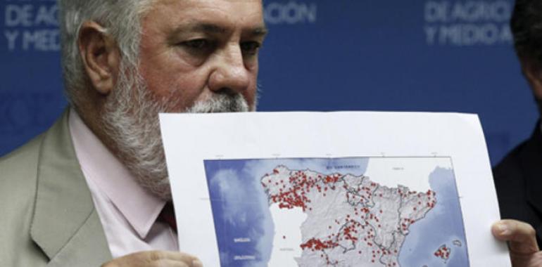 El gobierno defiende su apoyo a las CCAA en la lucha contra los incendios 