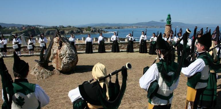 Homenaje a los marineros en Tapia