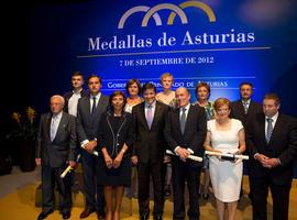 Javier Fernández: "Asturias alumbra otra luz en el Estado Autonómico"