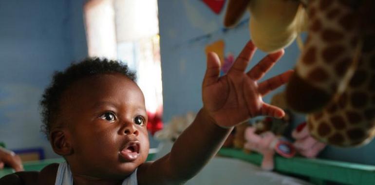 La mortalidad infantil mundial cae en un 41%
