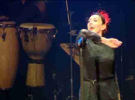 Luz Casal, emocionada en su aldea: "Quiero decir muchas cosas pero no me salen"