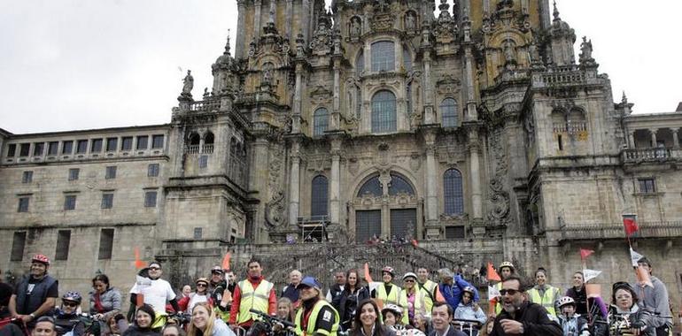 Peregrinación a Santiago en bicicletas adaptadas, organizada por la Fundación También